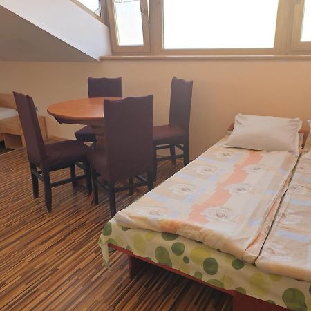 Km!Sofia - Стаи За Гости Eksteriør billede